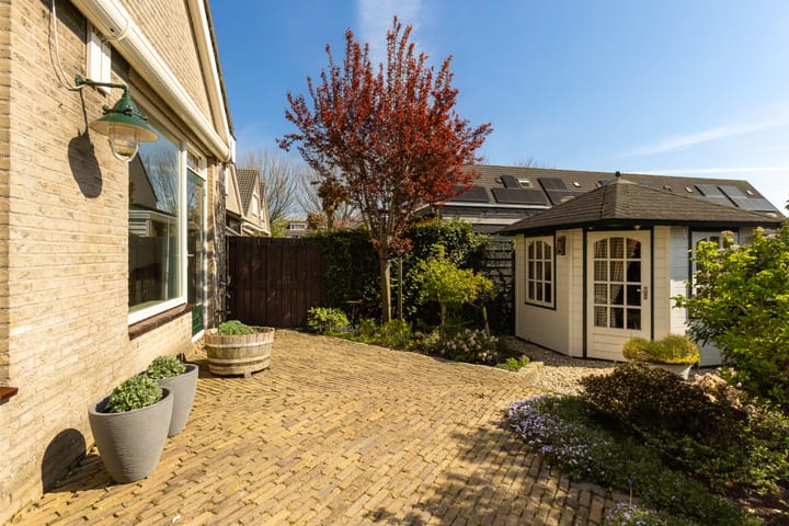 Foto 33 van Kompas 10