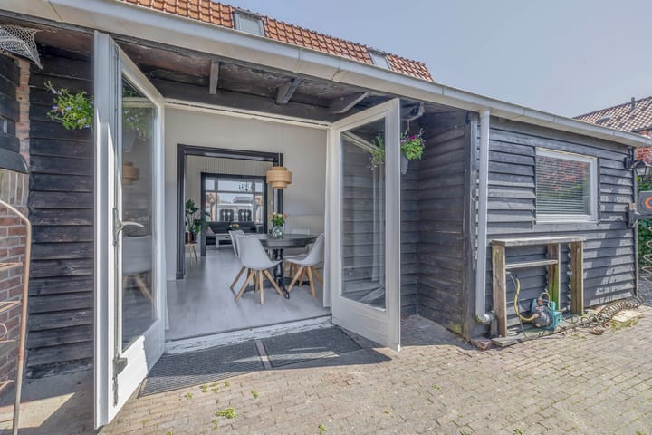 Foto 15 van Dorpsweg 51