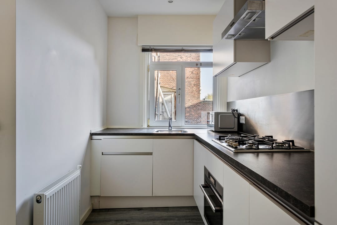 Photo 8 of Boerhaavelaan 75-A