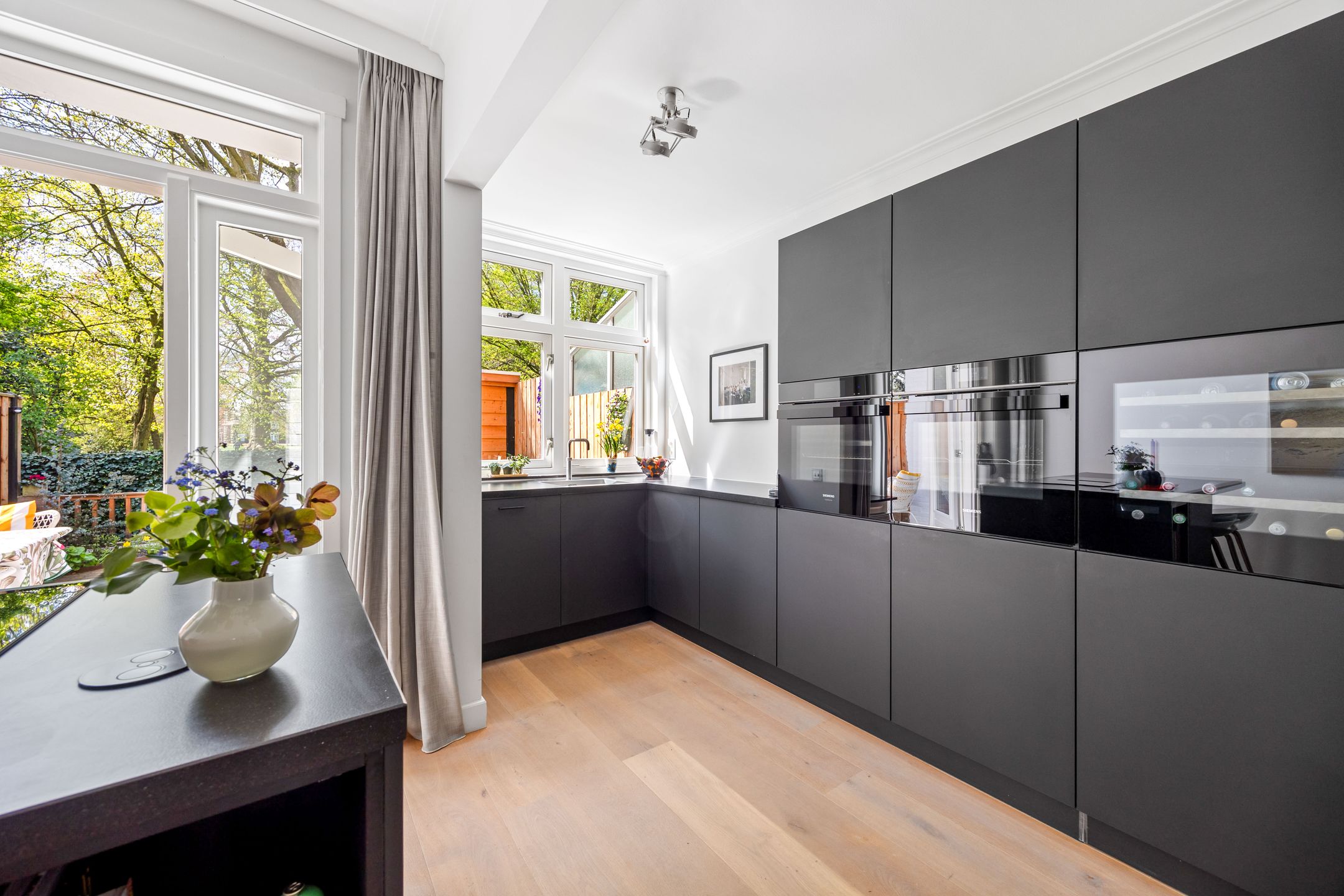 Photo 12 of Hofwijckstraat 32