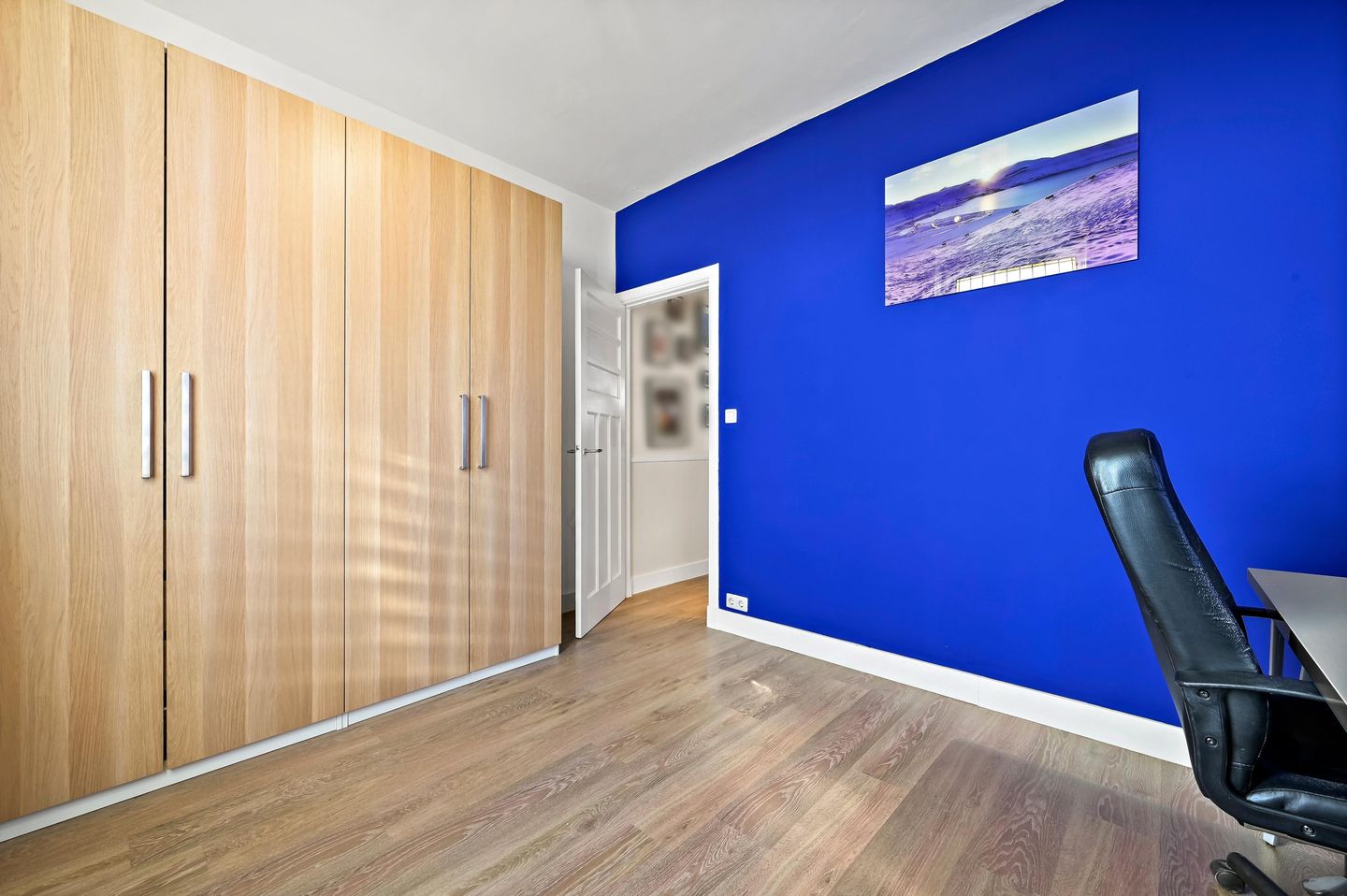 Photo 25 of van der Marckstraat 41