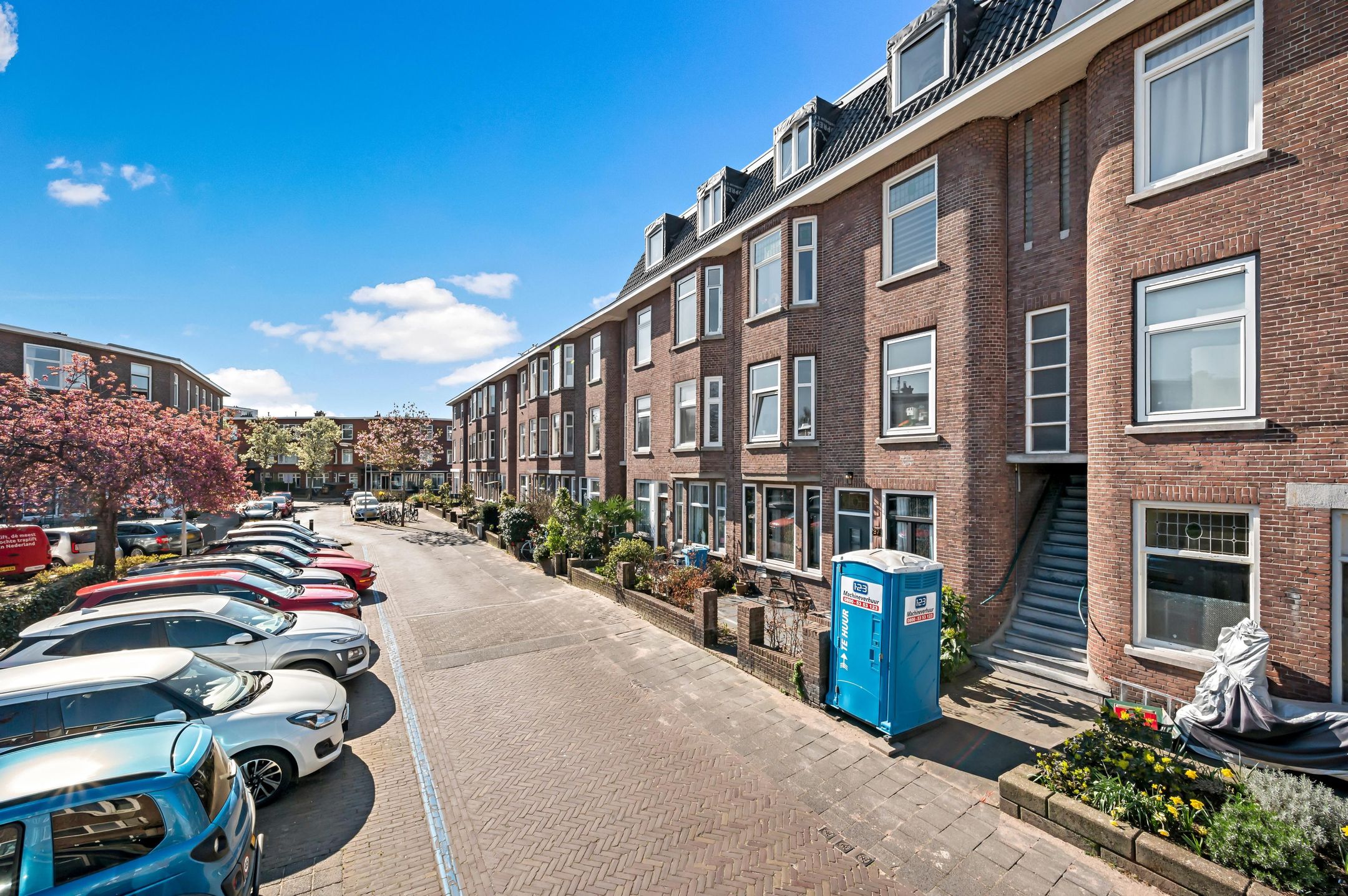 Photo 6 of van der Marckstraat 41