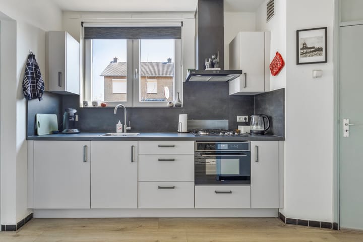 Foto 11 van Schoolstraat 2