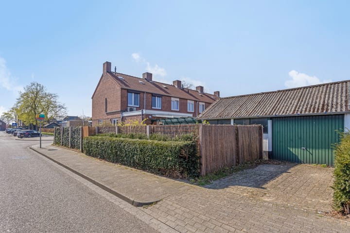 Foto 35 van Schoolstraat 2