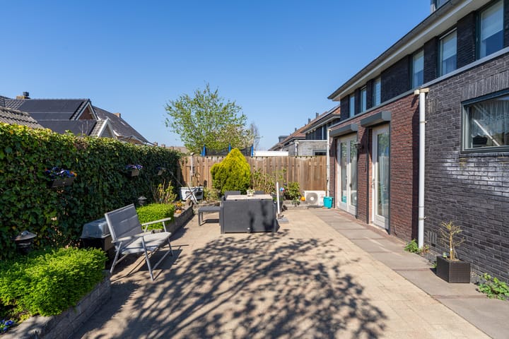 Foto 35 van Dr.Tjalmastraat 51