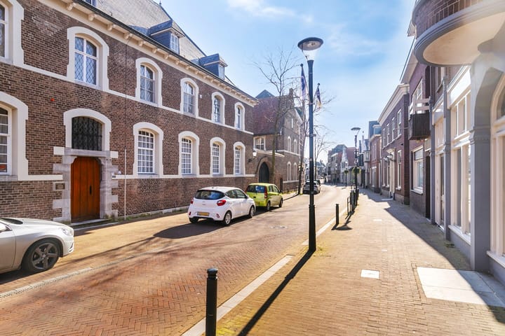 Foto 26 van Steenstraat 48-D