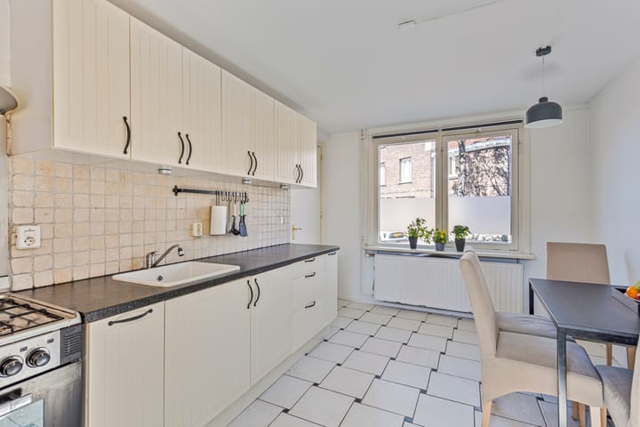 Foto 11 van Schoutstraat 14