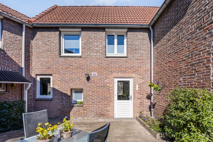 Foto 25 van Schoutstraat 14