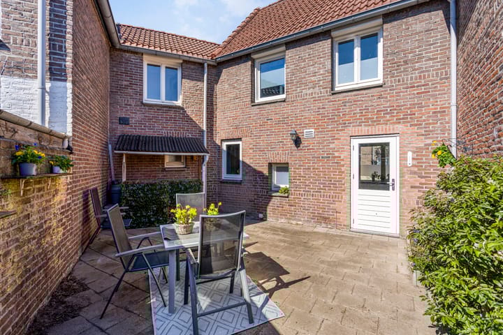 Foto 27 van Schoutstraat 14