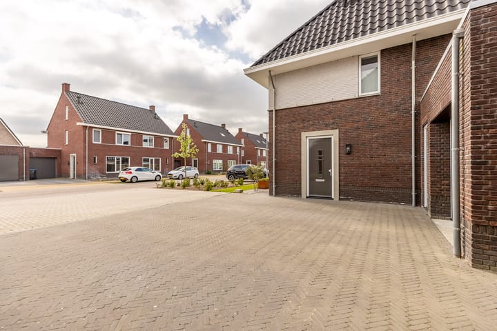 Foto 42 van Timberwolfstraat 5