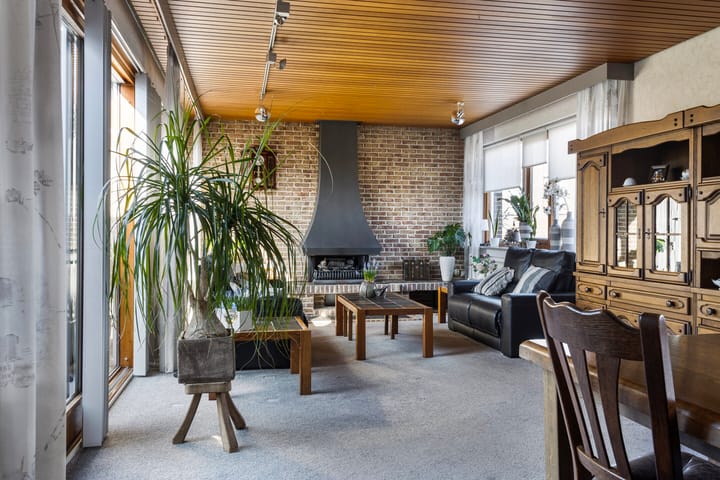 Photo 14 of Reitzstraat 42