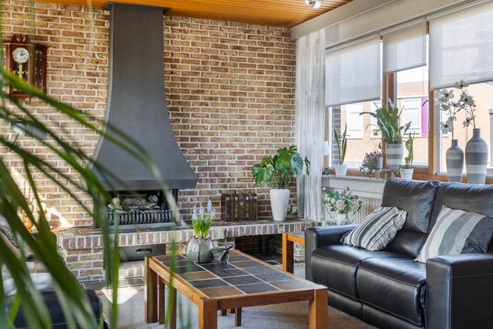 Photo 17 of Reitzstraat 42