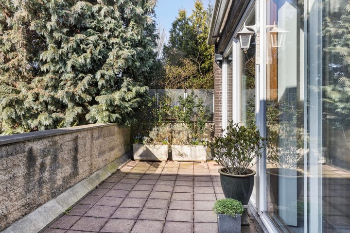 Photo 25 of Reitzstraat 42