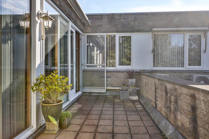 Photo 26 of Reitzstraat 42