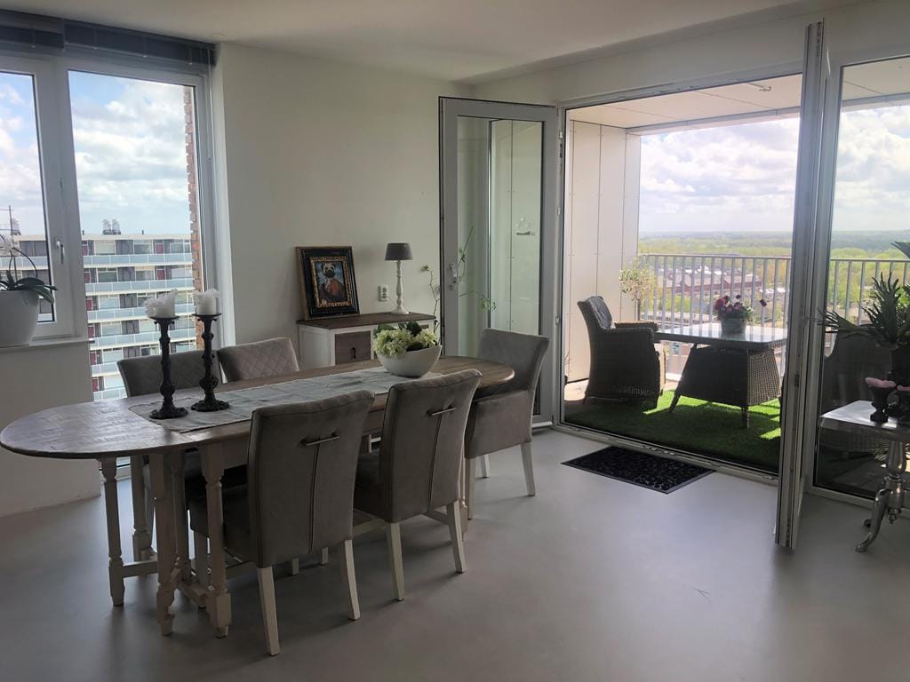 Foto 1 van Raadhuisplein 362