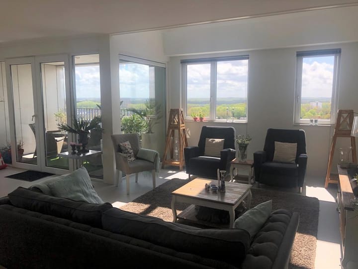 Foto 2 van Raadhuisplein 362