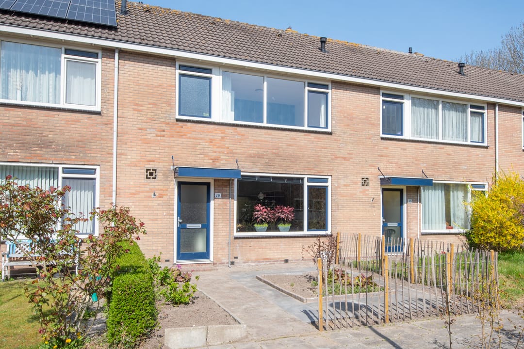 Photo 2 of Julianastraat 28