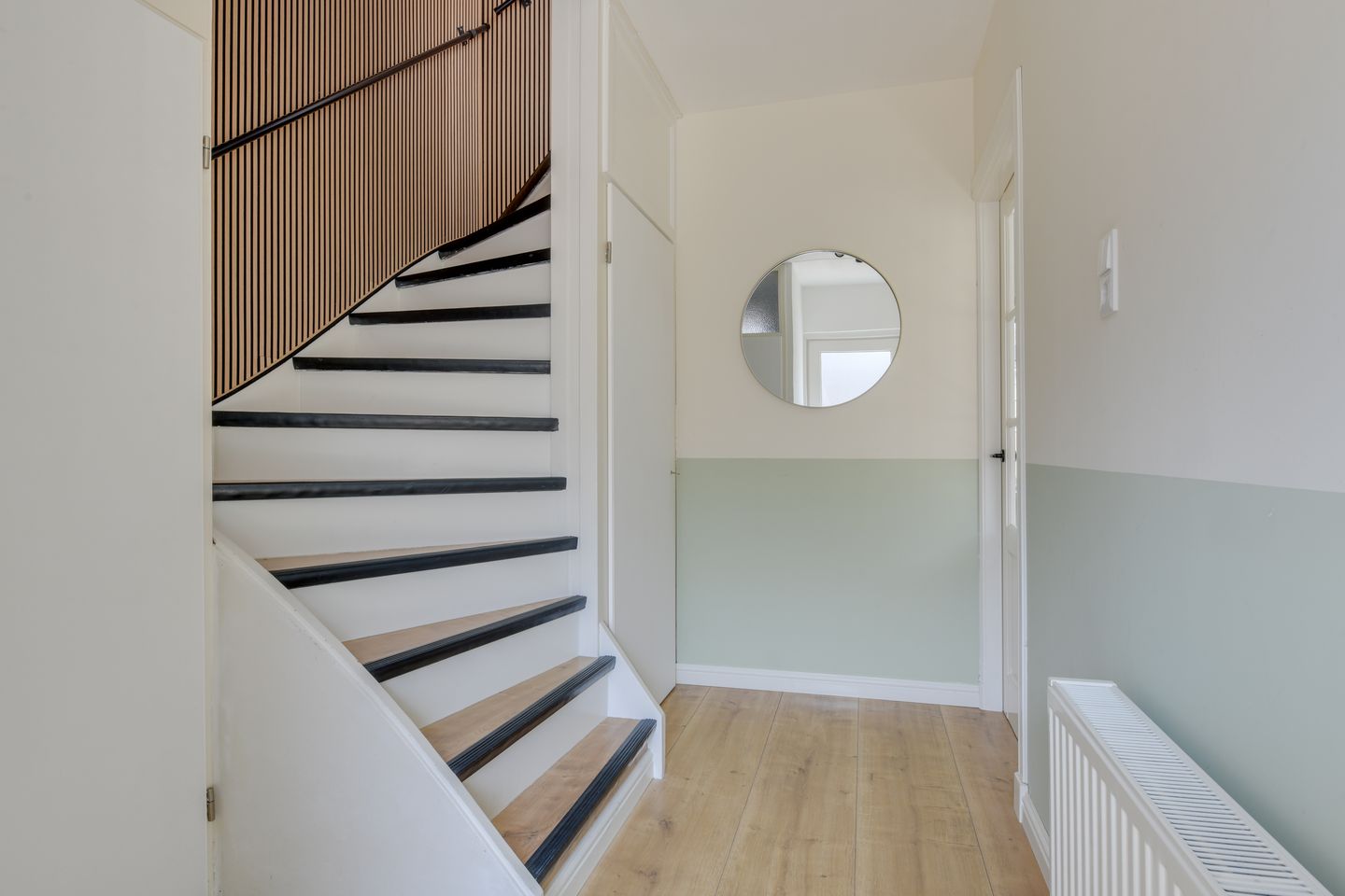 Photo 5 of Julianastraat 28