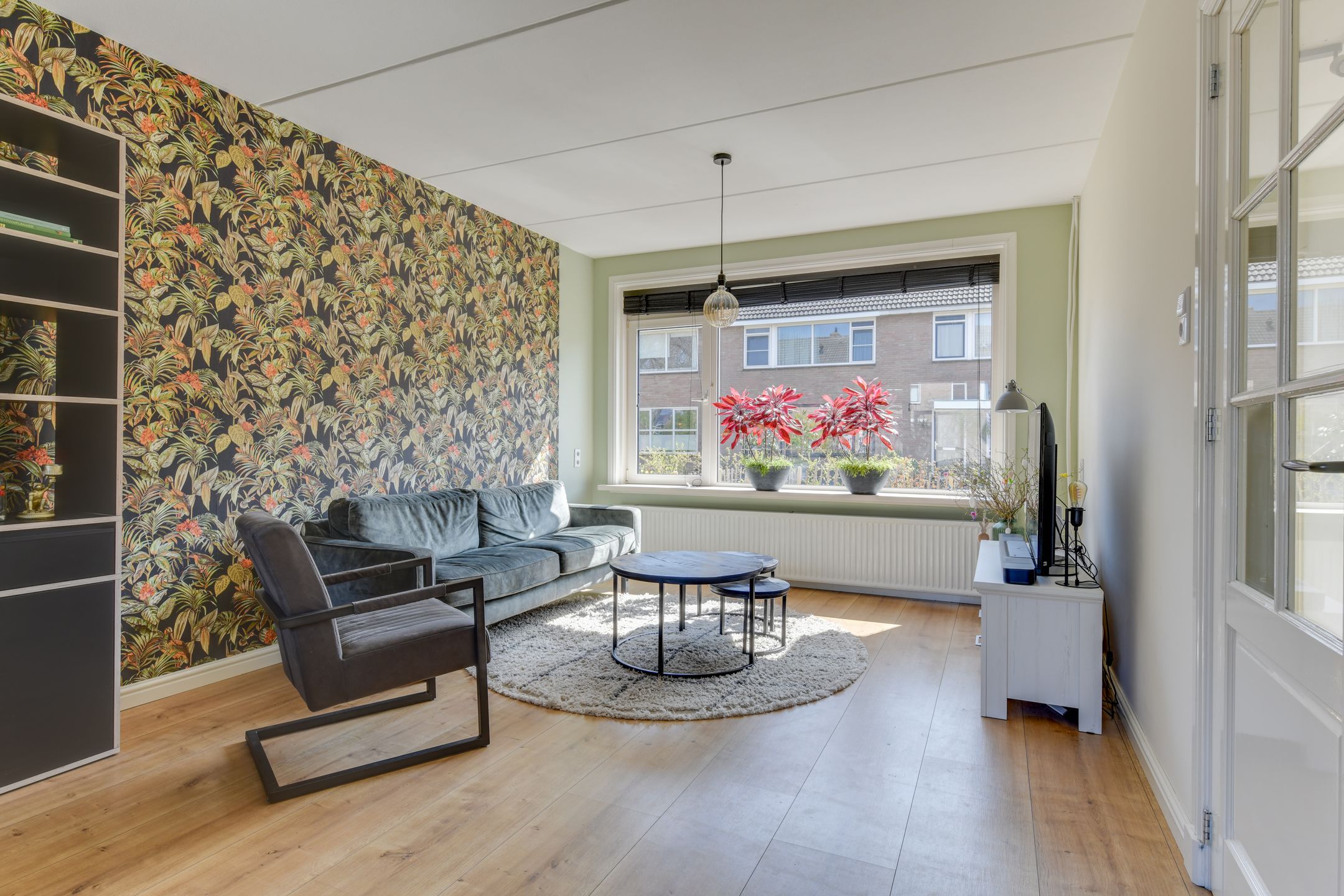 Photo 6 of Julianastraat 28