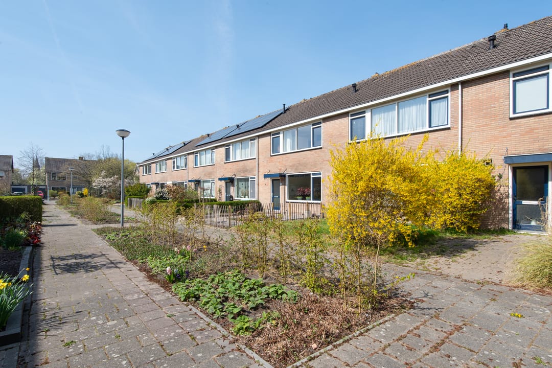 Photo 37 of Julianastraat 28