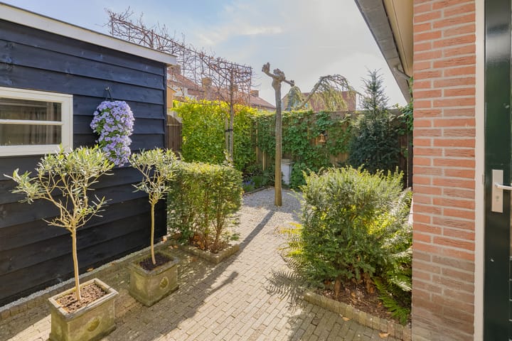 Foto 36 van Sint Adalbertushof 5