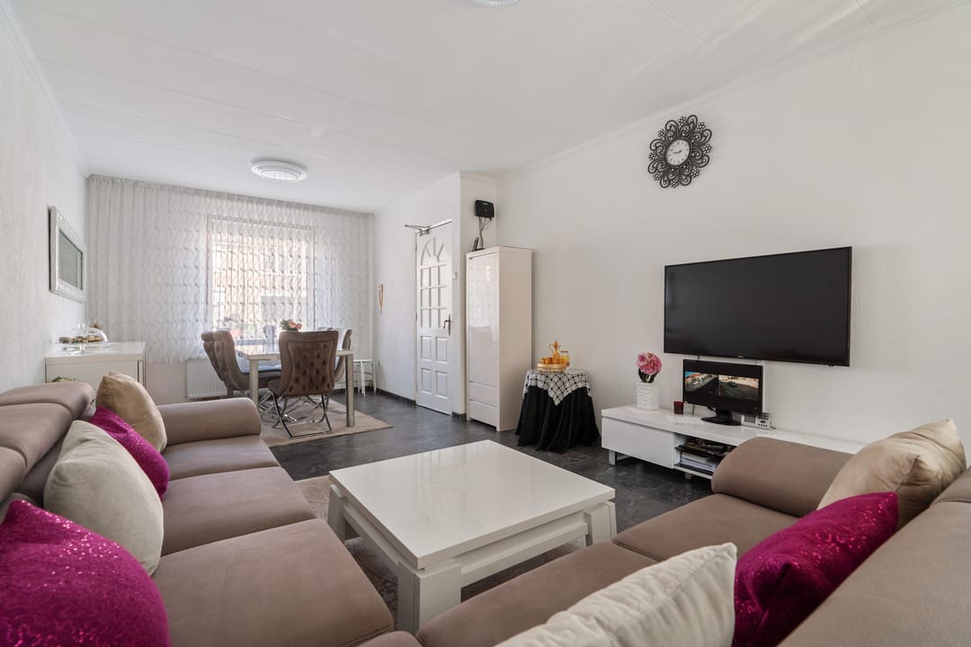 Photo 2 of Wikkestraat 9