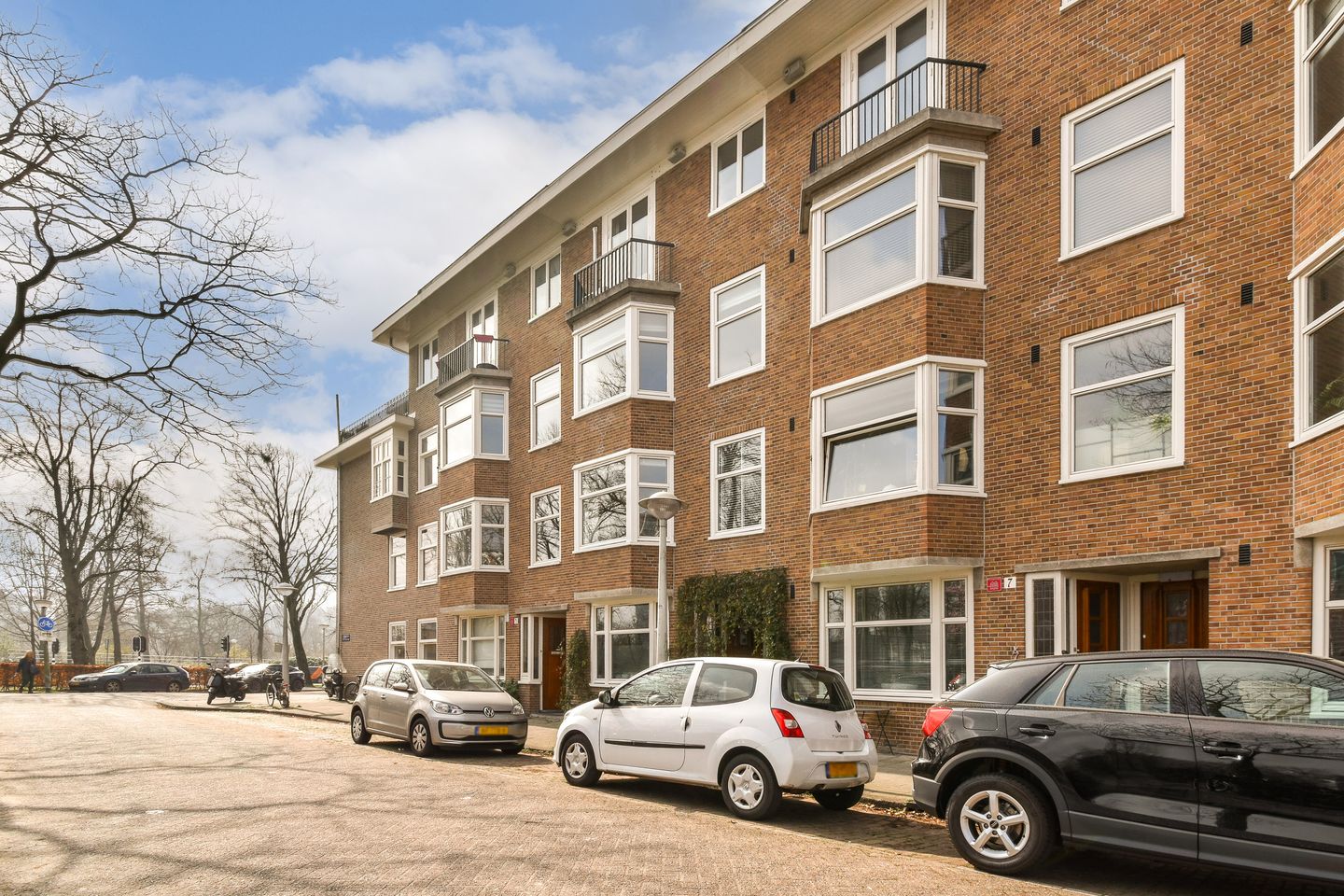 Photo 4 of Uiterwaardenstraat 5-2