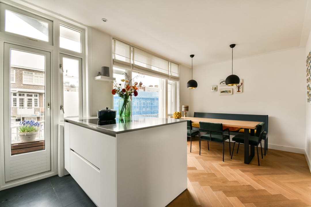 Photo 13 of Uiterwaardenstraat 5-2