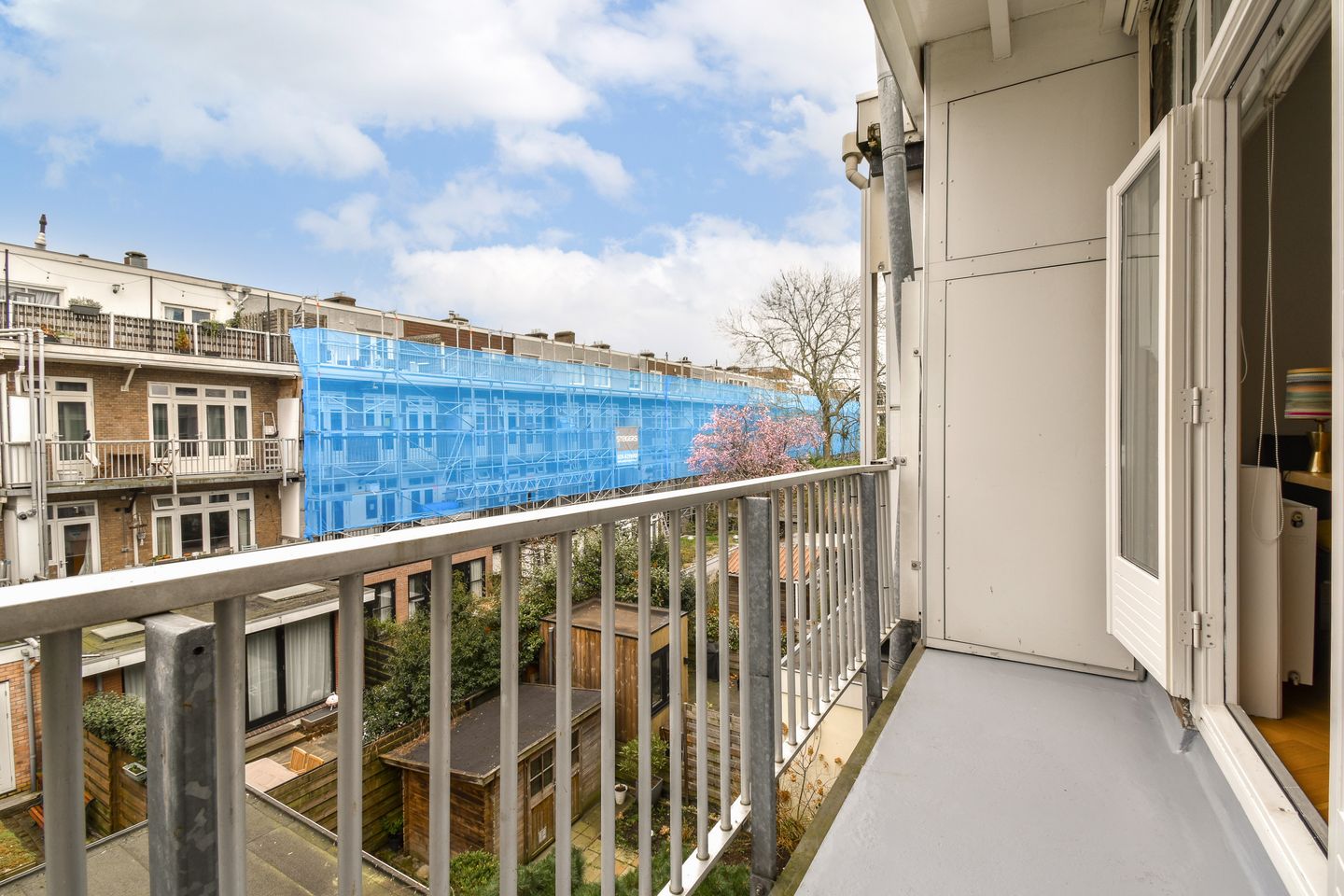 Photo 14 of Uiterwaardenstraat 5-2