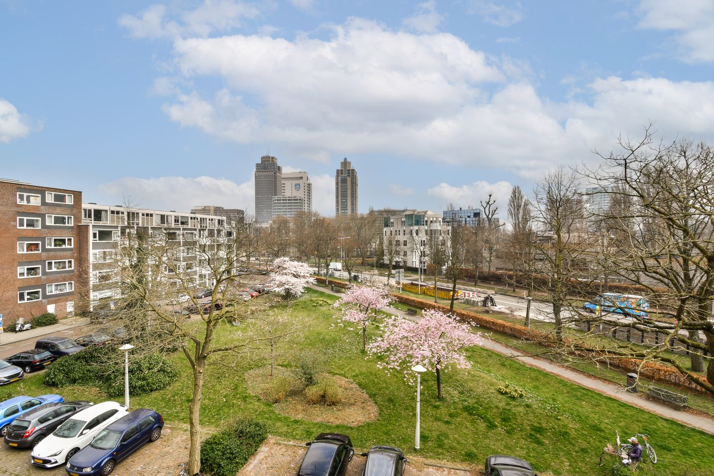 Photo 20 of Uiterwaardenstraat 5-2