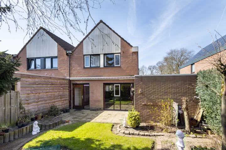 Foto 19 van De Buizerd 50