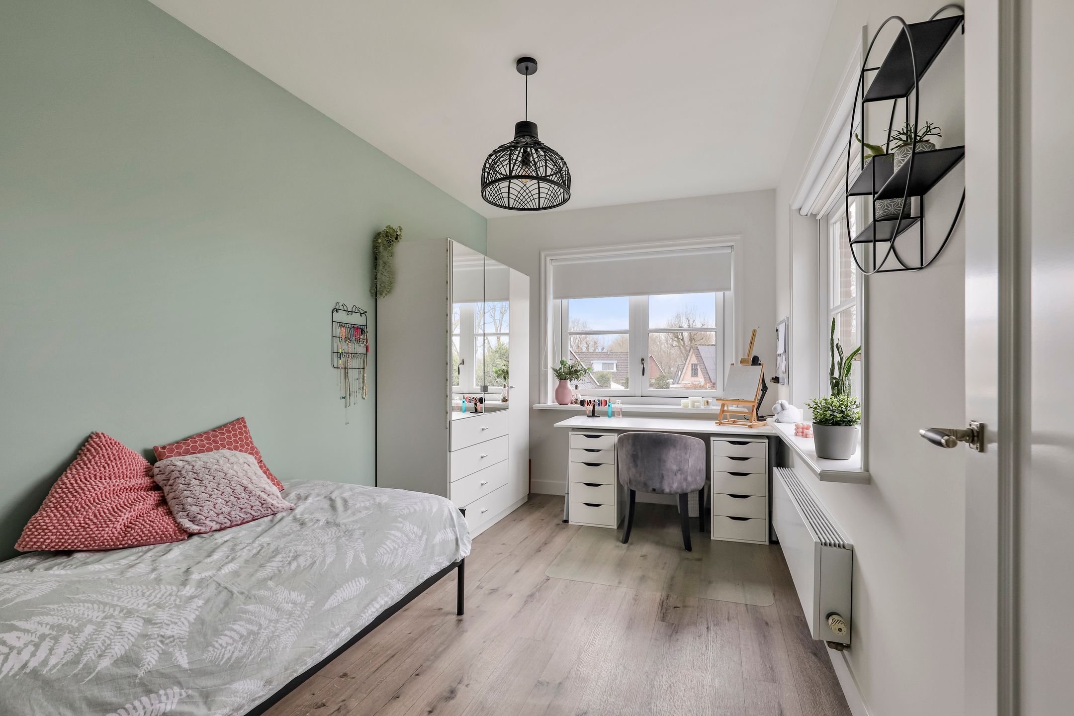 Photo 18 of Hoornbloem 25