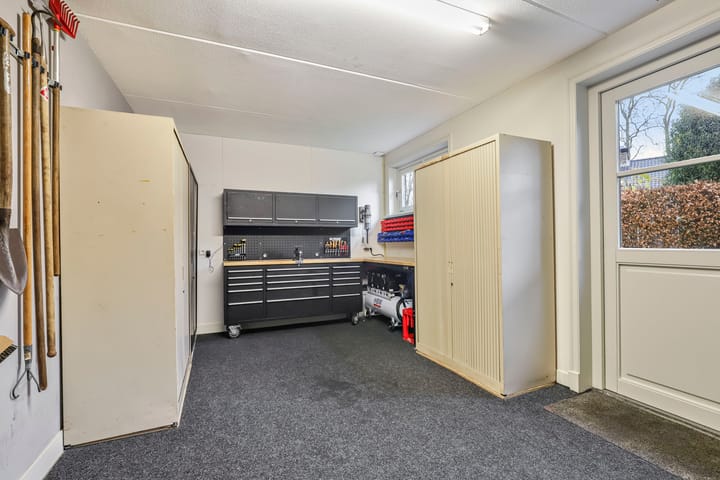 Photo 38 of Hoornbloem 25