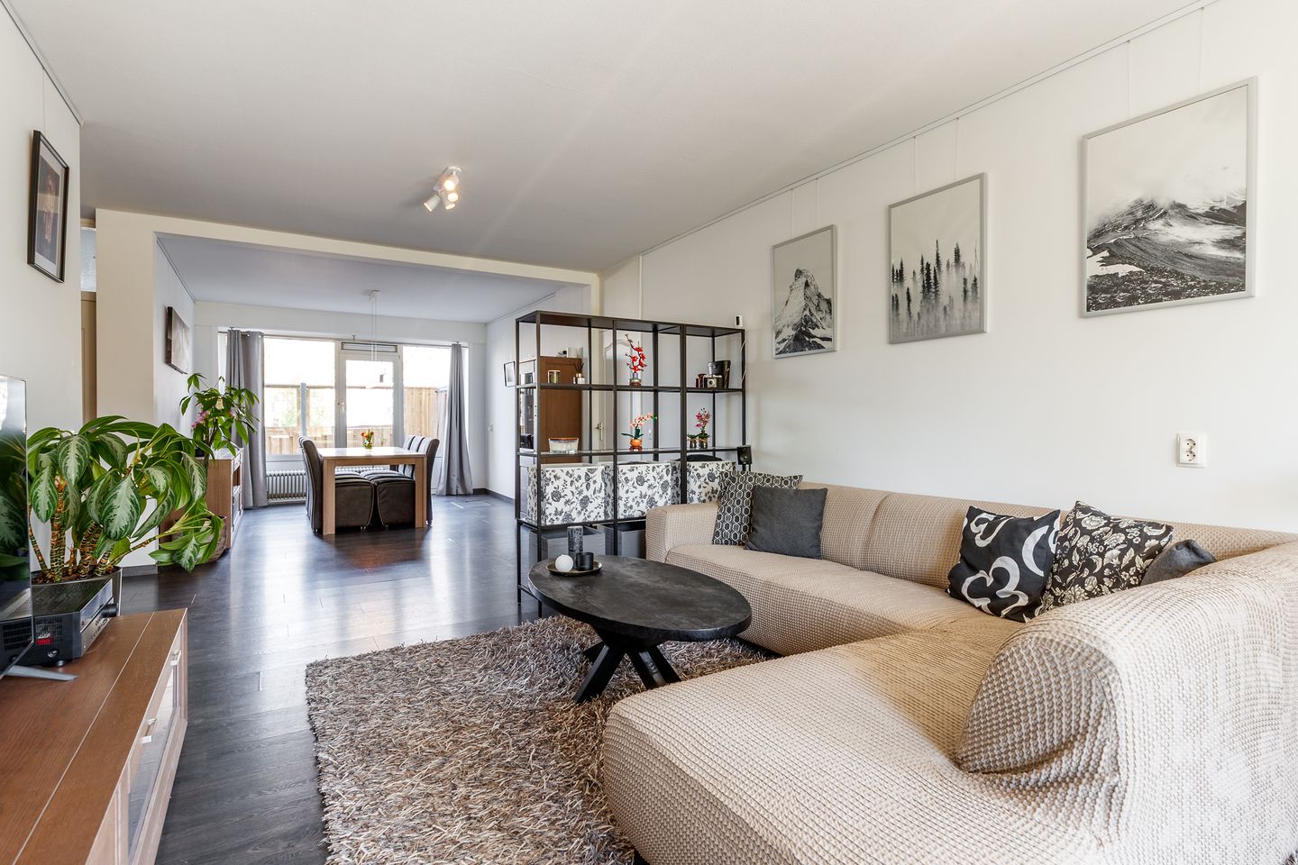 Photo 4 of Stereoplein 21