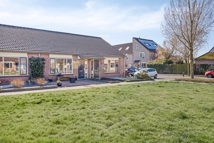 Koopwoningen - huizen te koop in [Funda]