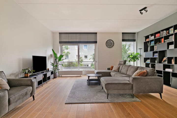 Foto 2 van Cassiopeiadreef 5