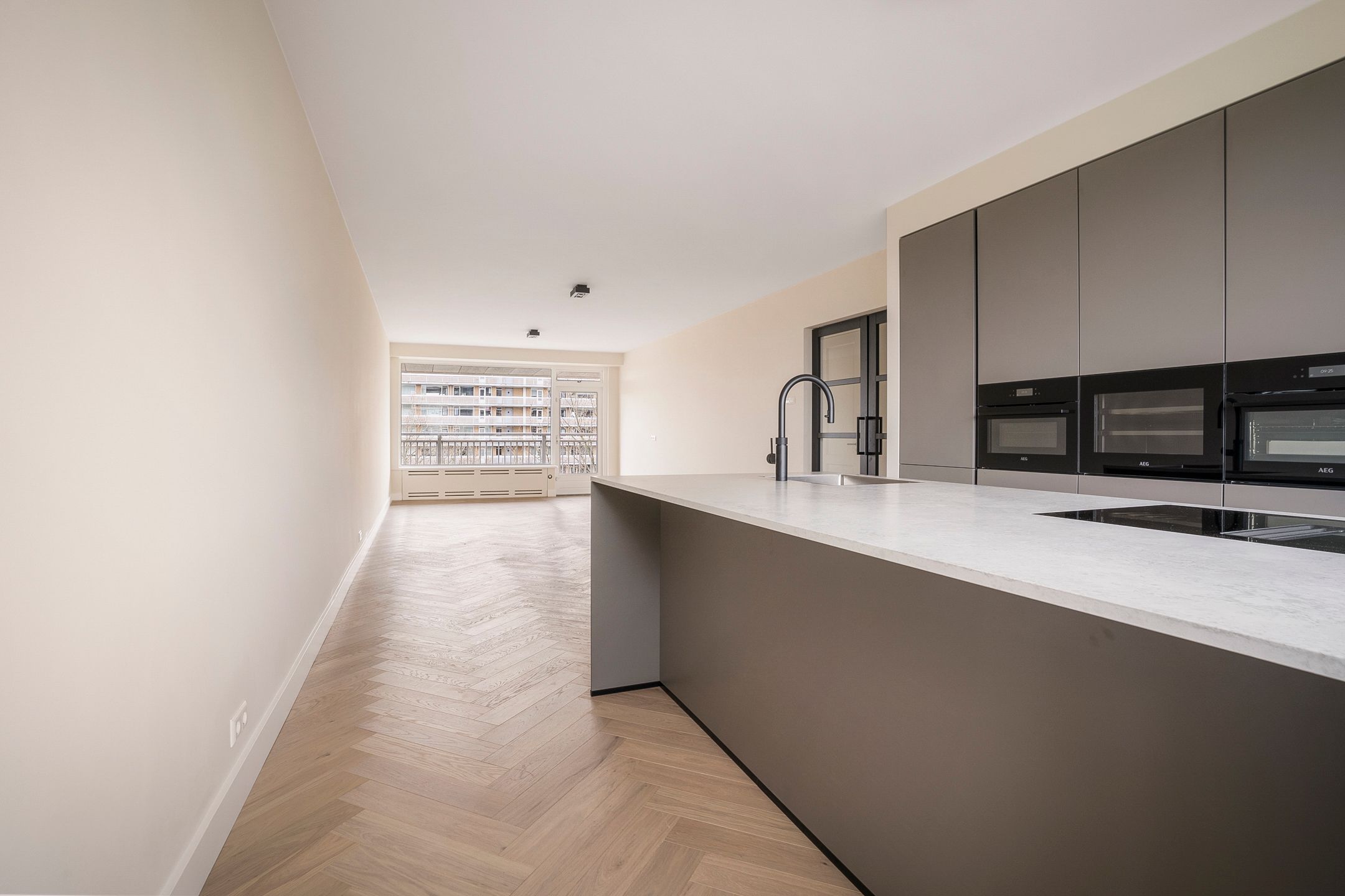 Foto 3 van Weerdestein 61