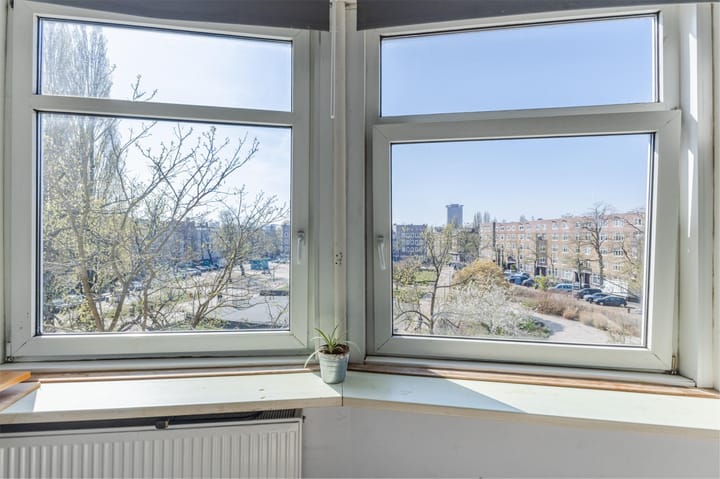 Foto 12 van Berkelstraat 17-3