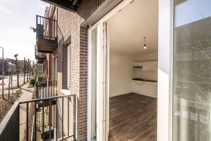 Foto 16 van Julianastraat 9-E