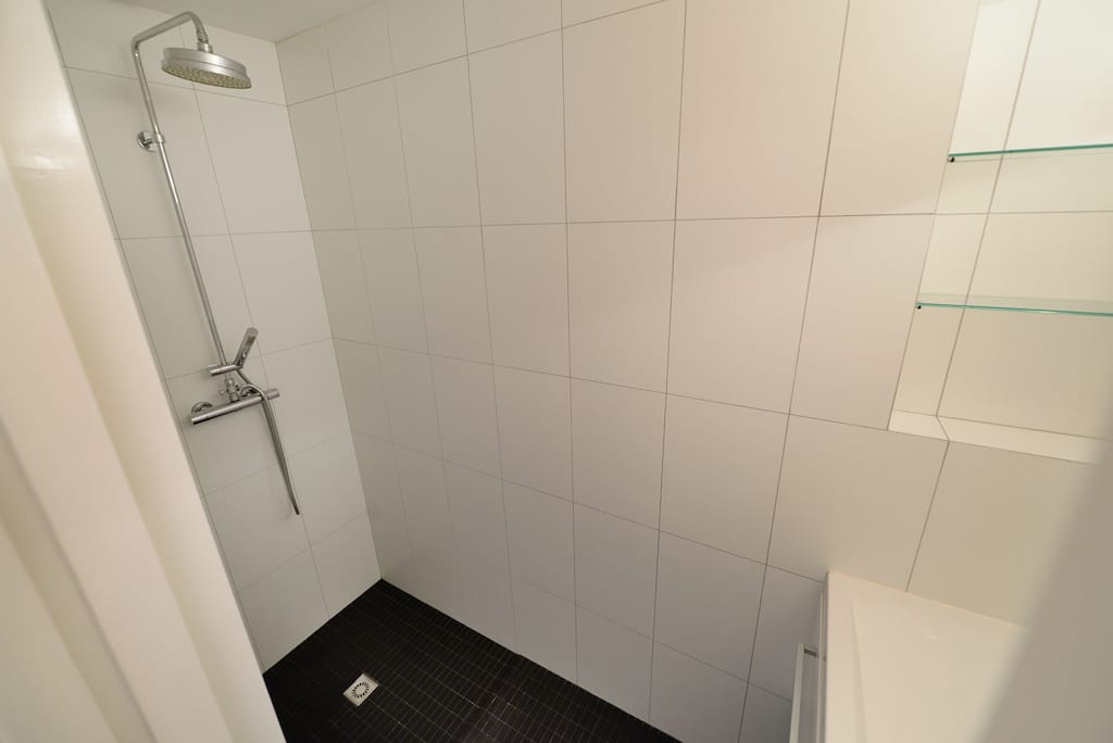 Foto 12 van Groot Hertoginnelaan 77-A