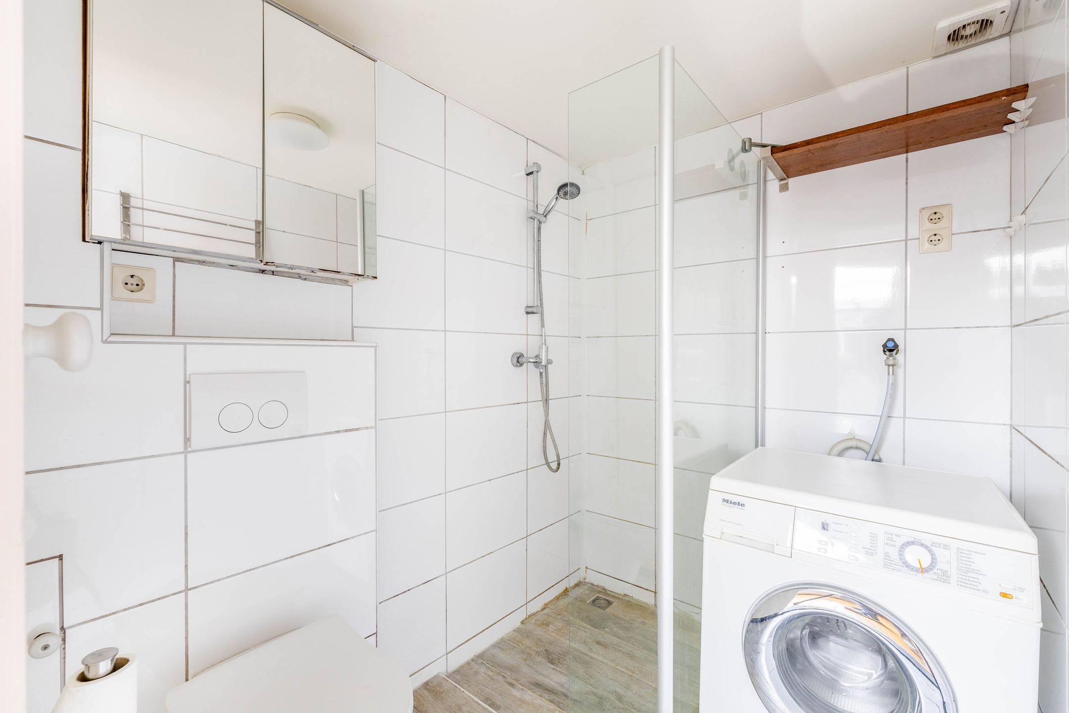 Photo 45 of Kanaalweg 45