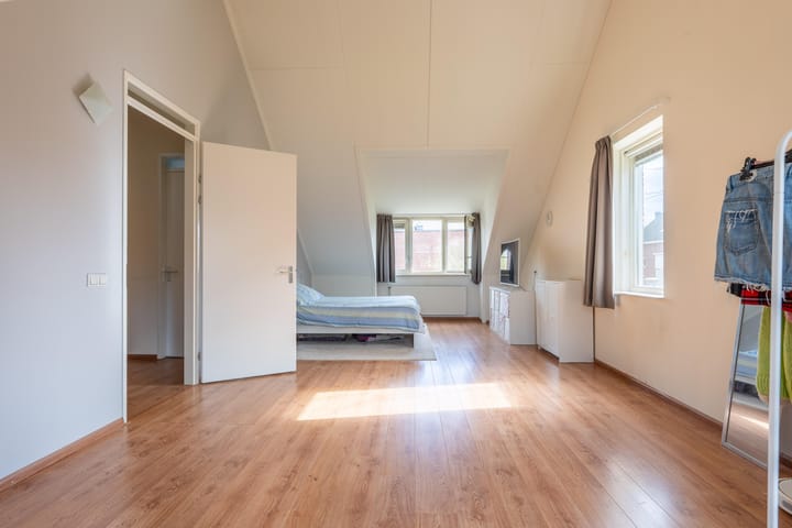 Foto 17 van Sigmundplantsoen 64