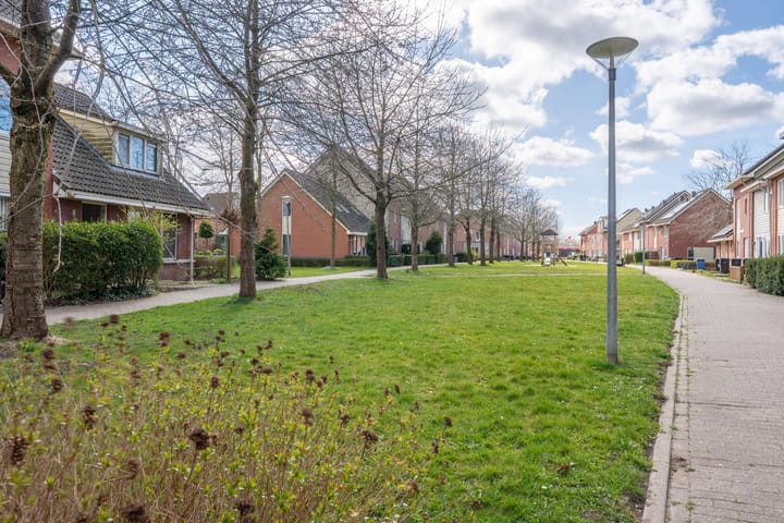 Foto 26 van Sigmundplantsoen 64