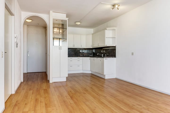 Foto 9 van Burg. Hustinxstraat 292