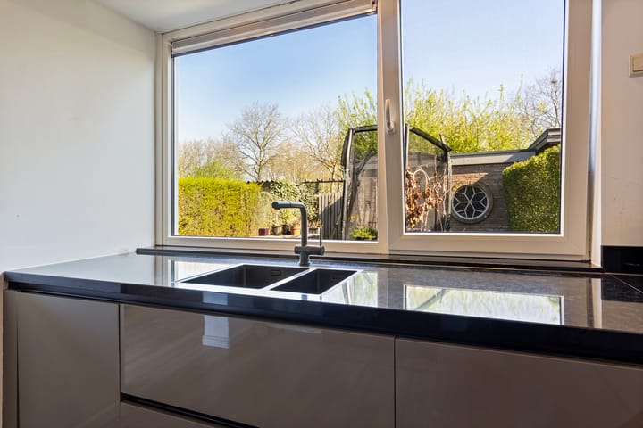 Foto 12 van Heekstraat 8