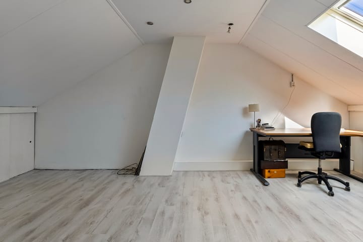 Foto 33 van Heekstraat 8