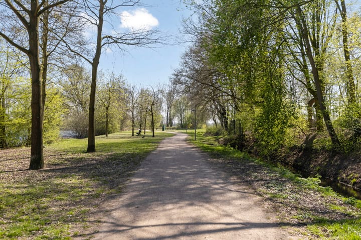 Foto 39 van Nieuwe Tijningen 85