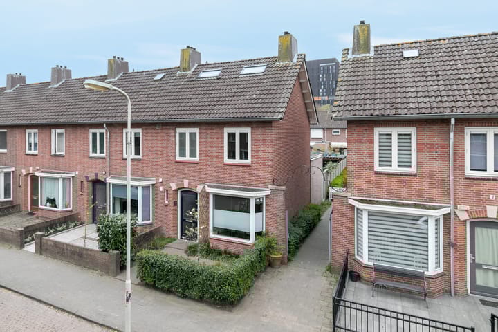 View photo of Willem Barendszstraat 49