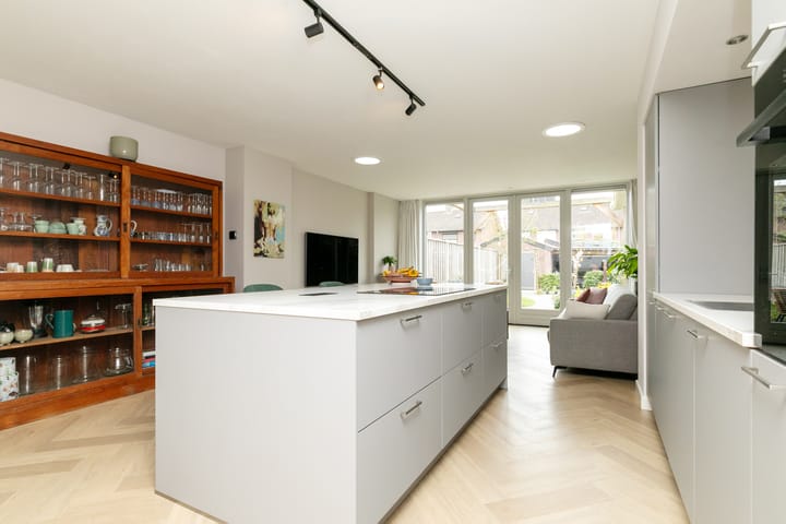 Foto 8 van Willem Barendszstraat 49