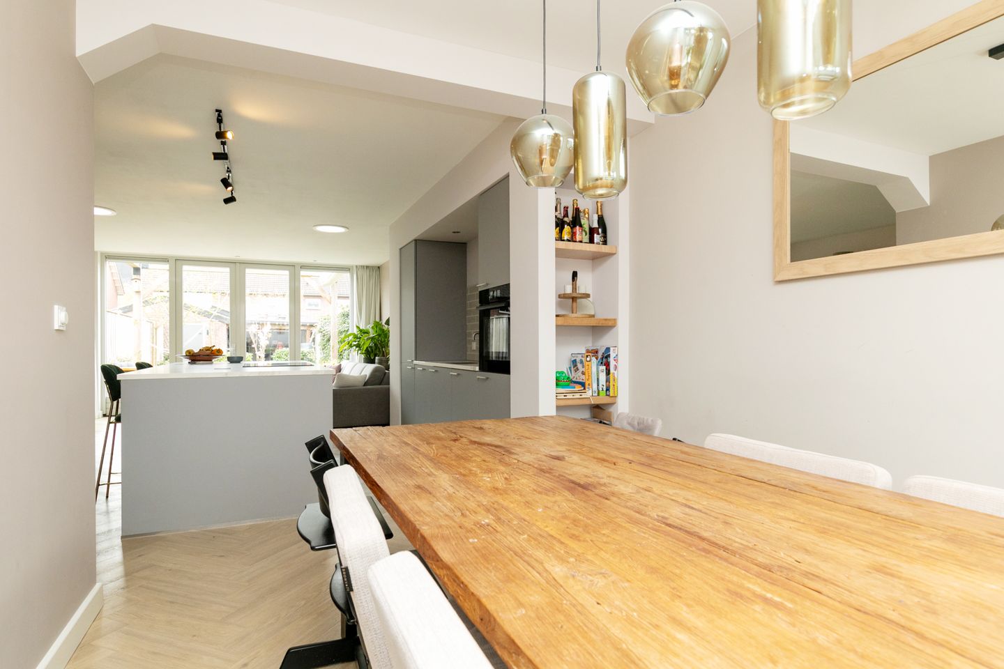 Foto 14 van Willem Barendszstraat 49